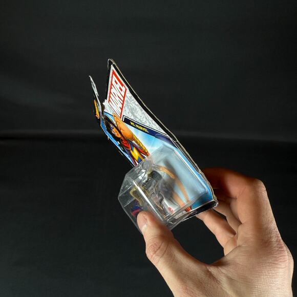 MS. MARVEL Hot Wheels Character Cars MARVEL NEW - Picture 5 of 7